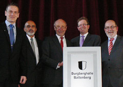 Prominenter Besuch: Der Hessische Minister für Wirtschaft, Verkehr und Landesentwicklung hielt einen Vortrag in der Burgberghalle Battenberg.